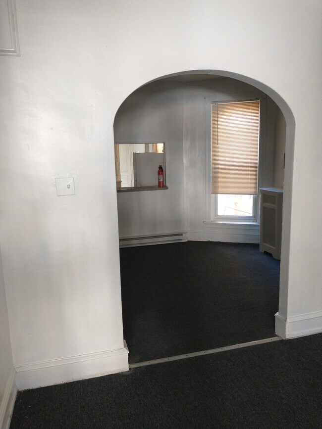 434 W Fisher Ave, Unit 0100 in Philadelphia, PA - Building Photo - Building Photo