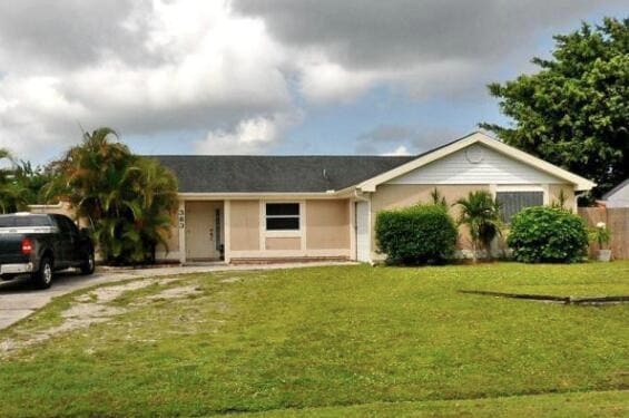 property at 383 SW Tulip Blvd