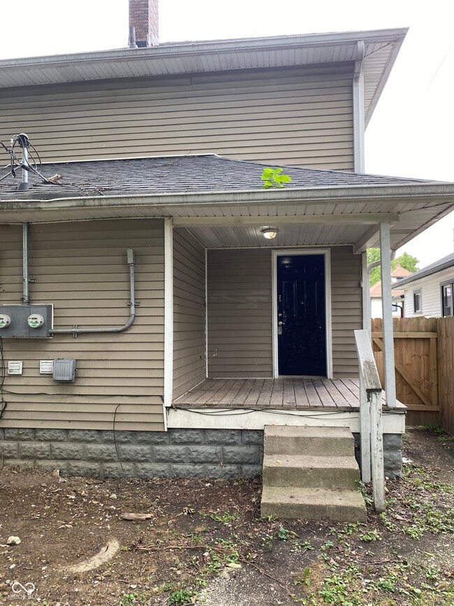 property at 1131 N Rural St
