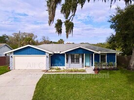 8034 56th Ct E in Palmetto, FL - Building Photo