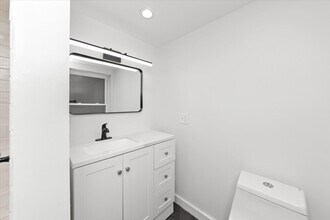 2254 W Coulter St in Chicago, IL - Building Photo - Building Photo