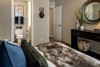 Steeplechase Apartments photo'