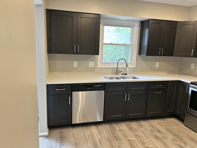 2901 Greensboro Ave in Bellevue, NE - Building Photo - Building Photo