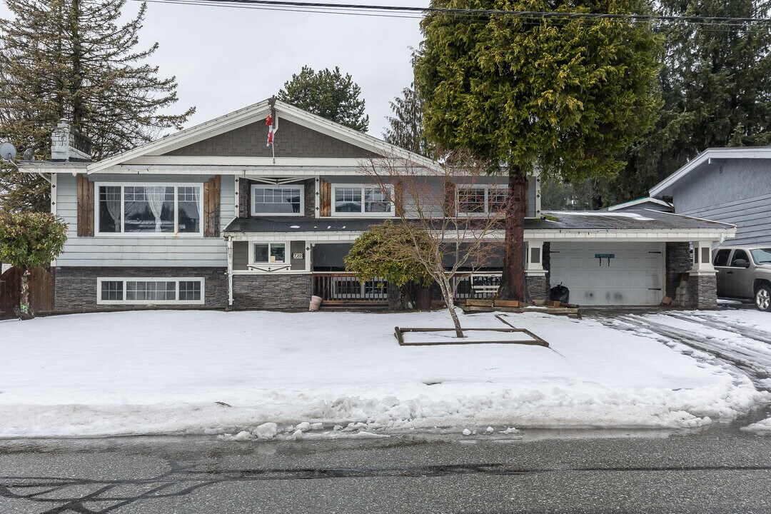 2088 Majestic Crescent in Abbotsford, BC - Building Photo