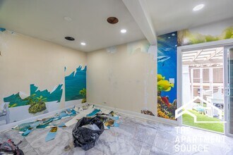 6712 N Clark St, Unit 4BedintheHeartofRog in Chicago, IL - Foto de edificio - Building Photo