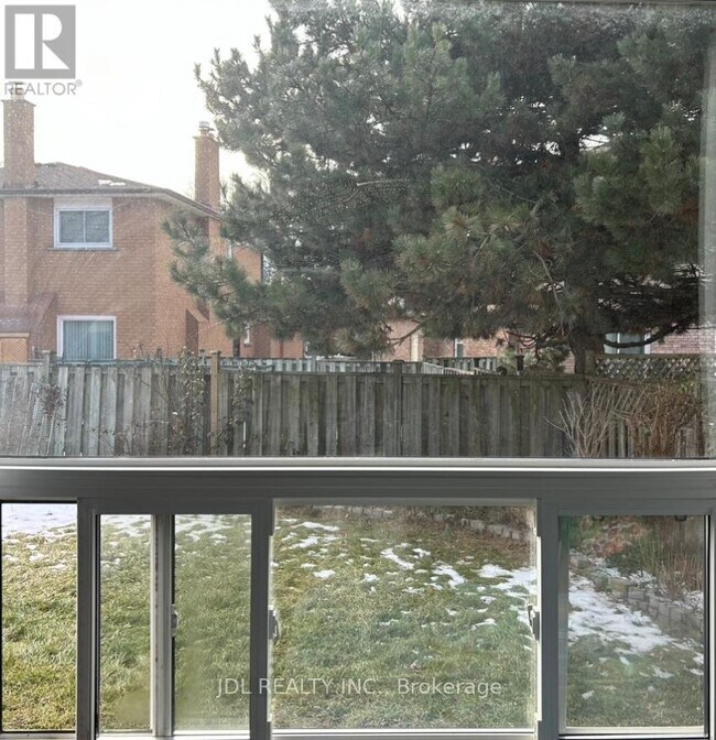 101 Summerdale Dr in Markham, ON - Building Photo - Building Photo