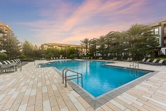 Lantower Grande Flats in Orlando, FL - Building Photo - Building Photo