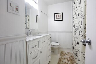 1616 Washtenaw Ave in Ypsilanti, MI - Foto de edificio - Building Photo