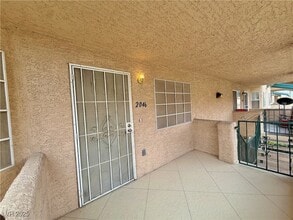 8410 Eldora Ave, Unit 2046 in Las Vegas, NV - Building Photo - Building Photo