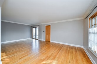 1521 Childs St in Wheaton, IL - Building Photo - Building Photo