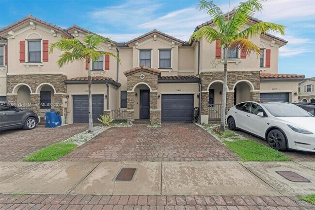 11413 SW 253rd St in Homestead, FL - Building Photo - Building Photo