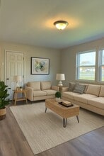 204 S Clydeton Rd, Unit F in Waverly, TN - Building Photo - Building Photo