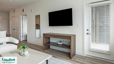 10670 Jake Jabs Blvd, Unit 2212 in Longmont, CO - Foto de edificio - Building Photo