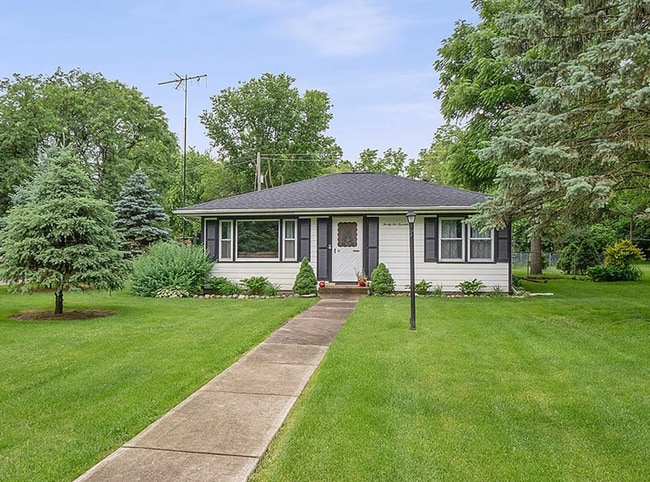 property at 2617 Chevy Chase Dr