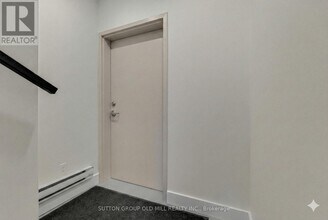 625 Harvie Ave in Toronto, ON - Building Photo - Building Photo