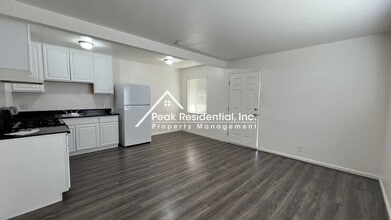 5640 53rd St in Sacramento, CA - Building Photo - Building Photo