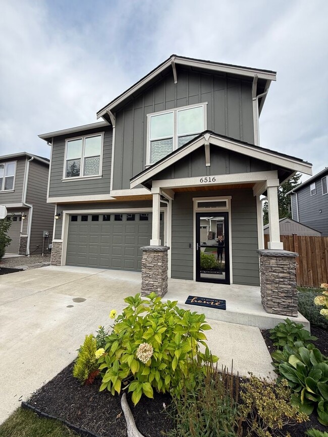 6516 Stingray Pl NW in Bremerton, WA - Building Photo - Building Photo