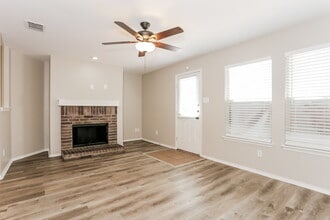 2509 Mill Springs Pass in Fort Worth, TX - Building Photo - Building Photo