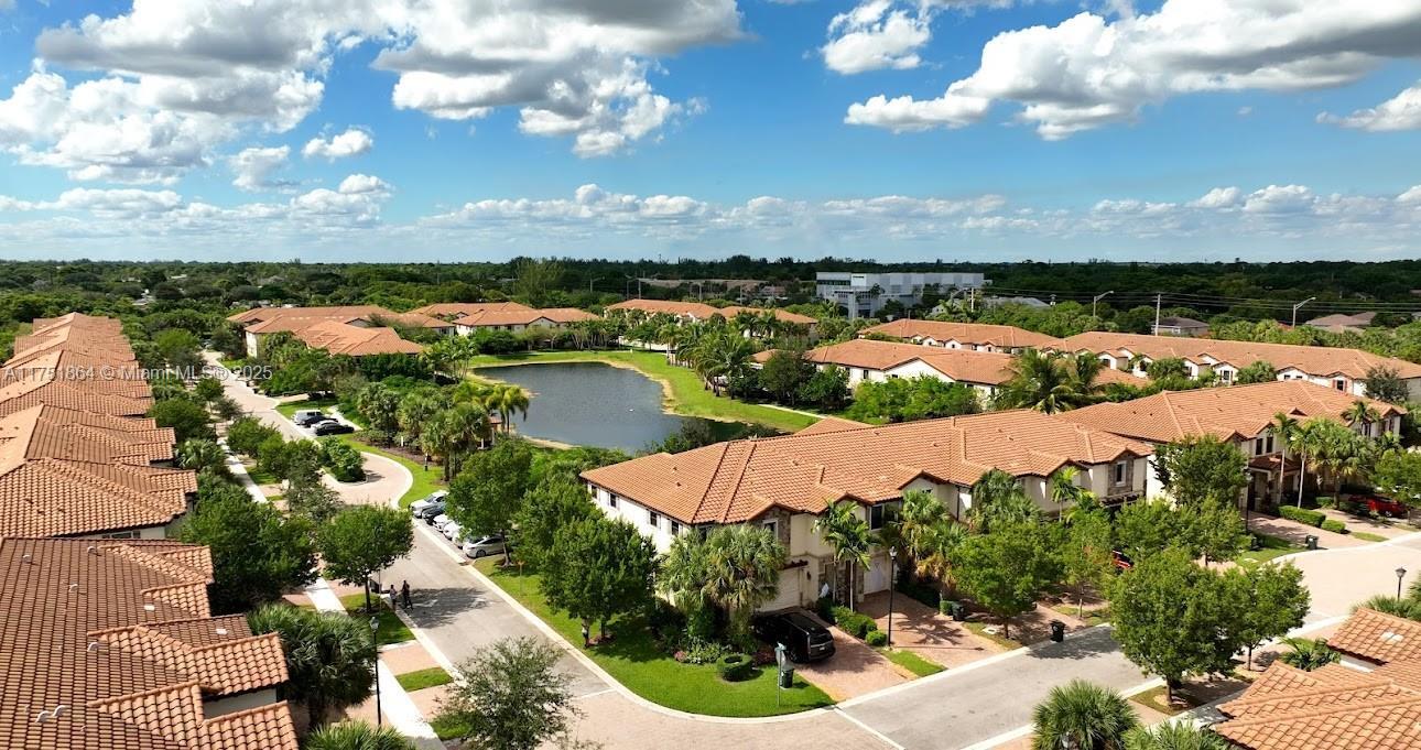 3962 Devenshire Ct in Coconut Creek, FL - Building Photo