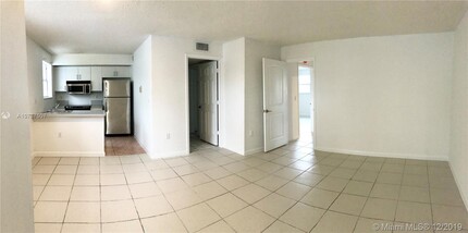 2050 SE 26th Ln-Unit -206 in Homestead, FL - Building Photo - Building Photo