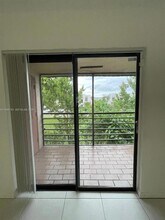 861 NE 209th Terrace, Unit 204-24 in Miami, FL - Building Photo - Building Photo