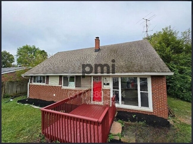 property at 4138 N Irvington Ave