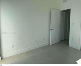 15635 SW 158th Terrace-Unit -156 in Miami, FL - Building Photo - Building Photo