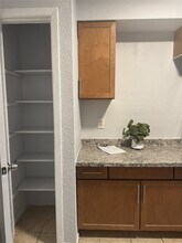 9100 Dodson St in Houston, TX - Building Photo - Building Photo