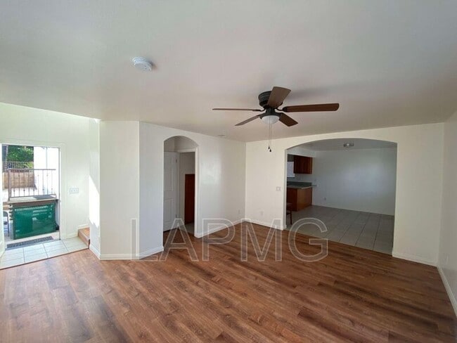 762 W 21st St in Los Angeles, CA - Building Photo - Building Photo