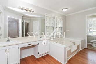 64 Paces Meadows Dr in Dallas, GA - Building Photo - Building Photo