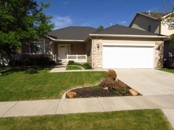 property at 6955 Jordan Cl Cir