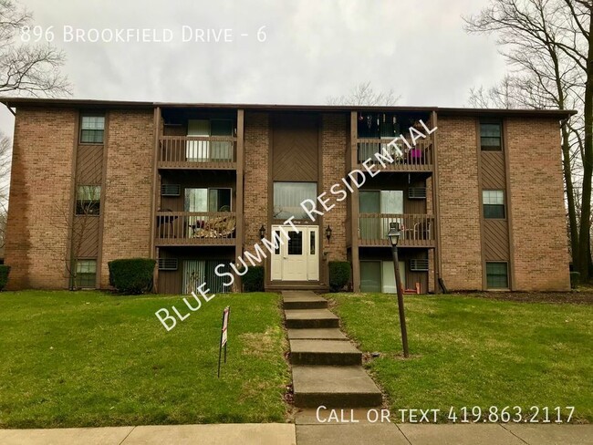 property at 896 Brookfield Dr