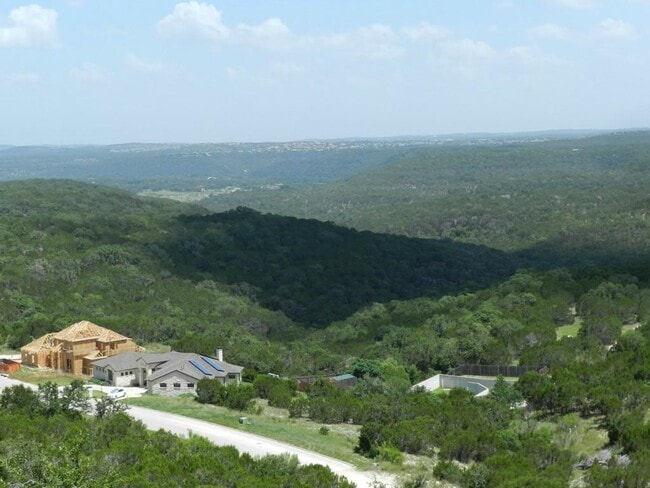 15 Mountain Terrace Cove in Lakeway, TX - Building Photo - Building Photo