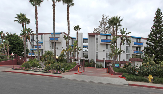 Pacific Isle Condominiums