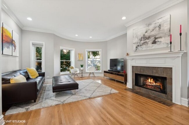 2027 N HOWE St in Chicago, IL - Building Photo - Building Photo