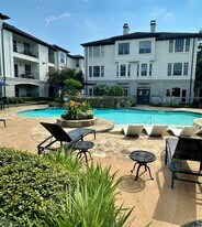 2303 Louisiana St in Houston, TX - Building Photo