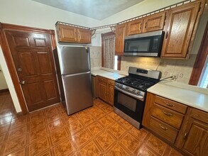 374 Bowdoin St in Boston, MA - Building Photo - Building Photo