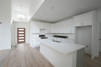 48 Acacia Dr in Wimberley, TX - Building Photo - Building Photo