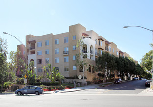 The Lido in San Diego, CA - Building Photo - Building Photo