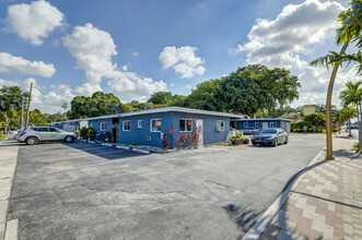 2300 Sistrunk Blvd in Fort Lauderdale, FL - Building Photo - Primary Photo