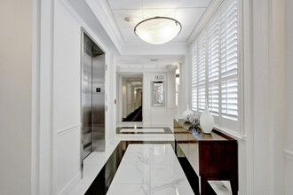 200 NE 2nd Ave in Delray Beach, FL - Foto de edificio - Building Photo