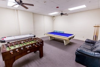Hawks Nest Apartments in Whitewater, WI - Building Photo - Building Photo