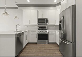 18 Preble St, Unit 5 in Boston, MA - Building Photo - Building Photo