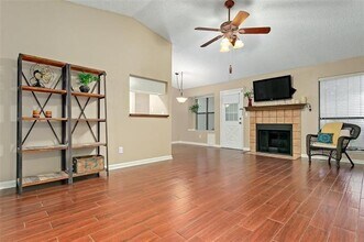 1509 Hunting Green Dr in Fort Worth, TX - Building Photo - Building Photo