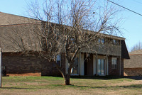 Russell de Villa in Russellville, AL - Building Photo - Building Photo