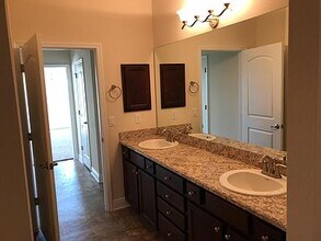 1224 Kellogg Dr, Unit 1204 in Tavares, FL - Building Photo - Building Photo