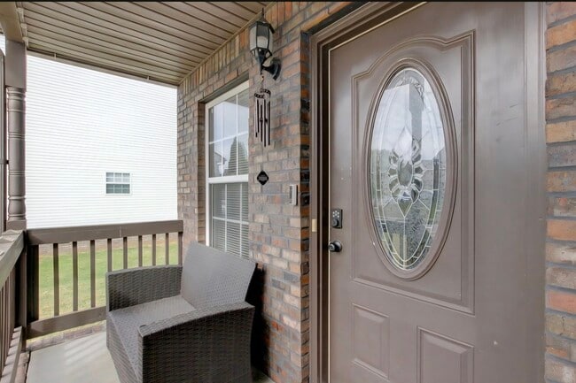 1321 Allmon Dr in Clarksville, TN - Foto de edificio - Building Photo