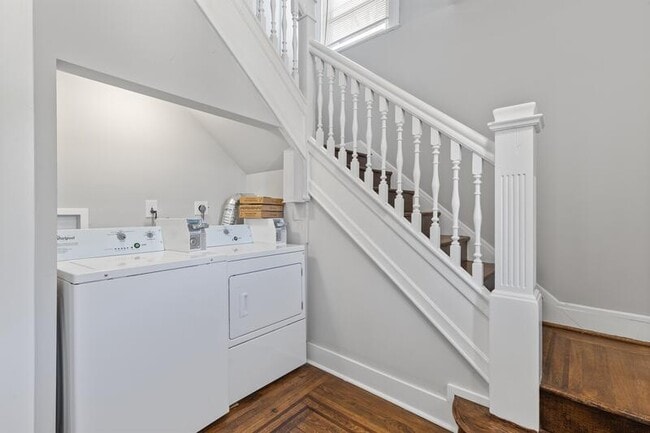 5821 Royal Oak Ave in Baltimore, MD - Building Photo - Building Photo