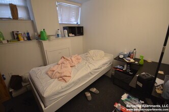 776 Columbus Ave, Unit 1 in Boston, MA - Foto de edificio - Building Photo