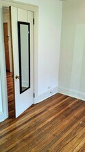 1973 W 44th St, Unit Second Floor in Cleveland, OH - Foto de edificio - Building Photo
